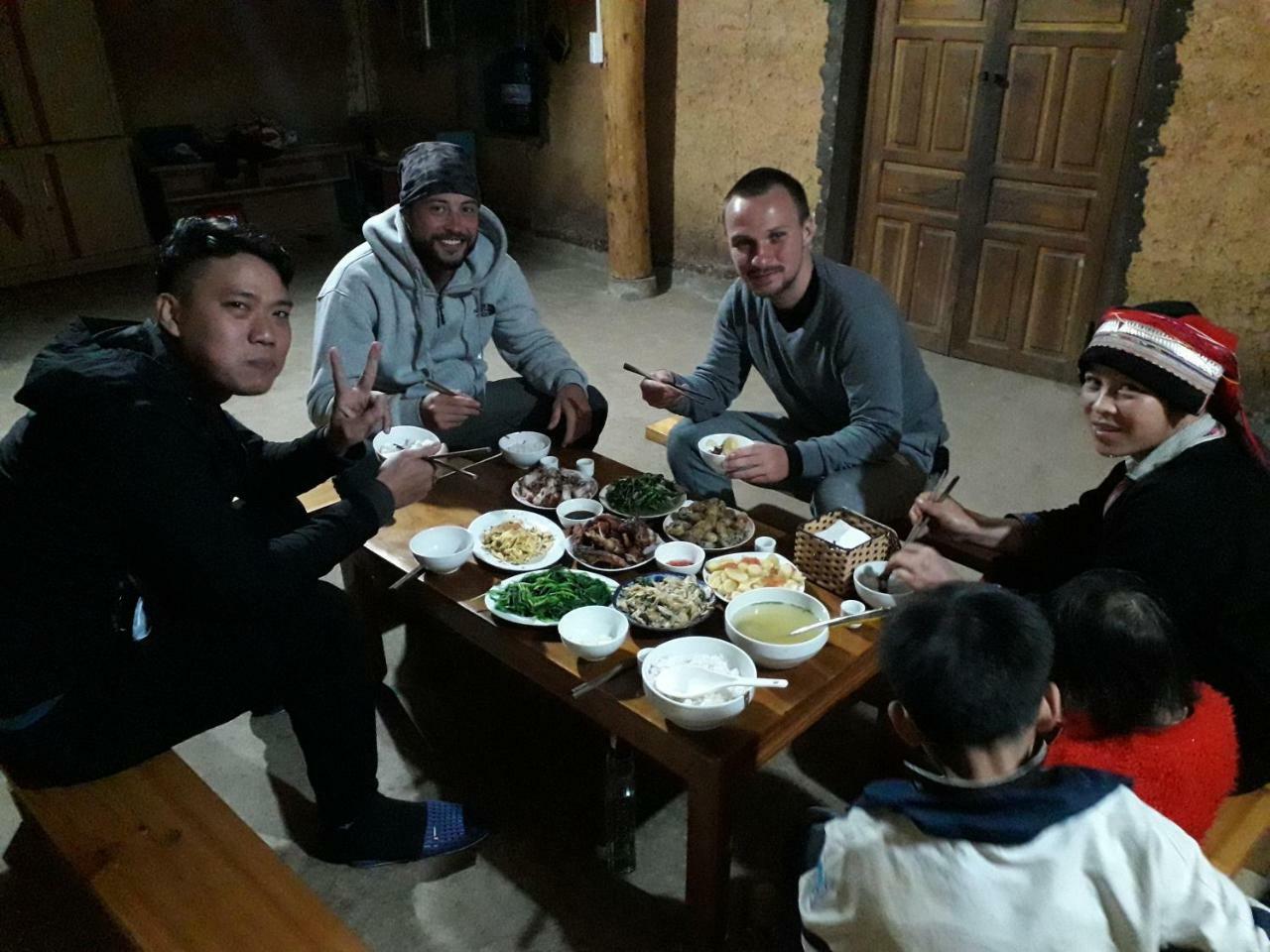 Lý Đành Homestay Quang Ba Exterior foto